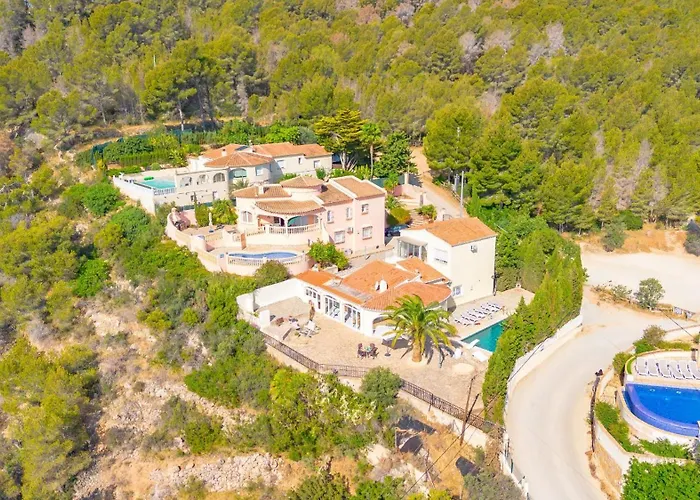 Vila Alicia - Plusholidays *