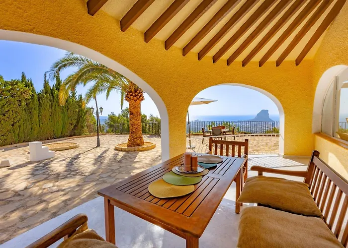 Alicia - Plusholidays Vila Calpe