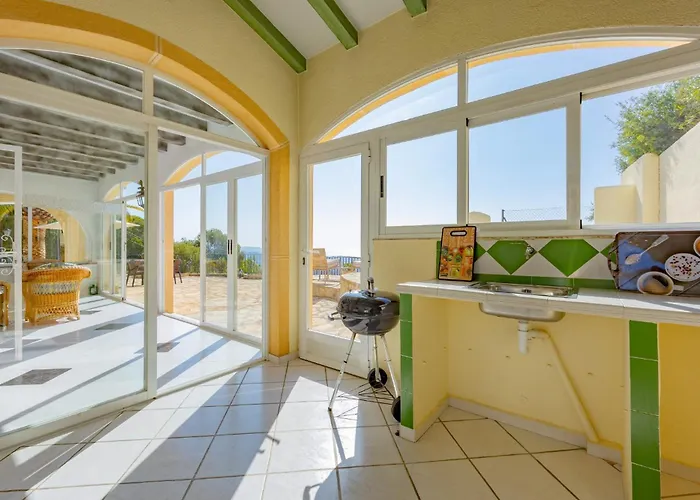 Vila Alicia - Plusholidays