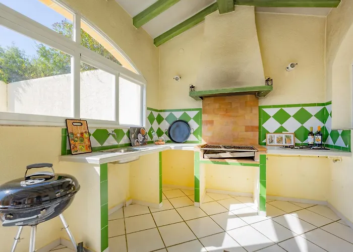 Alicia - Plusholidays Calpe