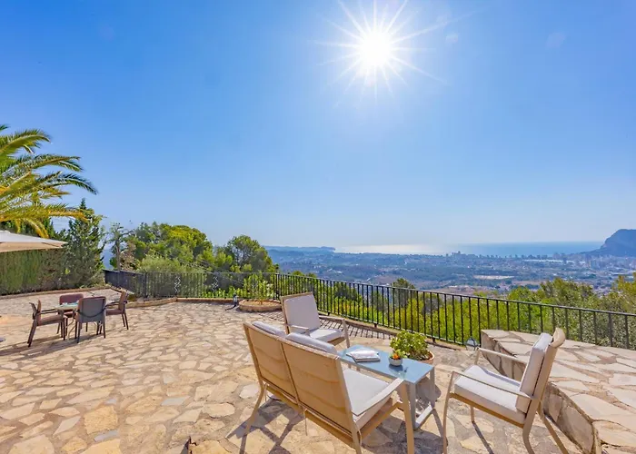 Alicia - Plusholidays Vila