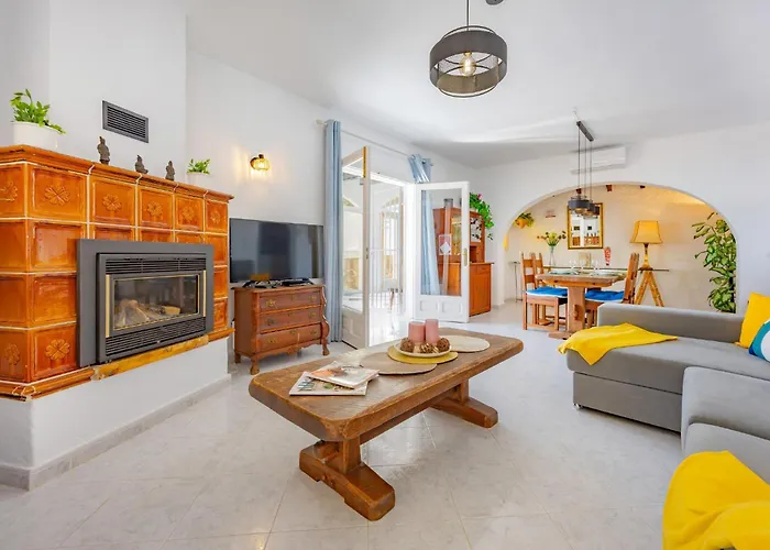 Vila Alicia - Plusholidays *