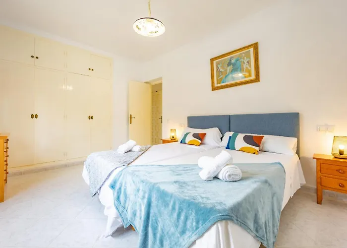 Alicia - Plusholidays * Calpe